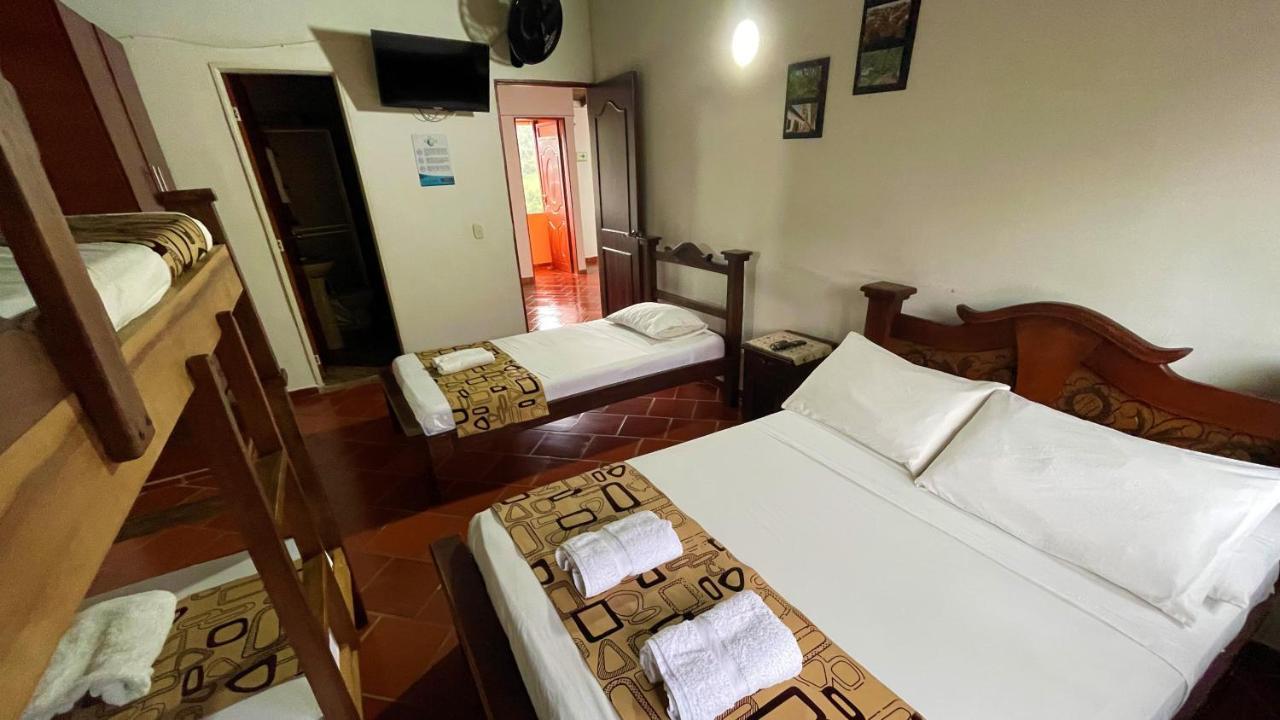 סן גיל Hotel Campestre Palmas Del Zamorano מראה חיצוני תמונה