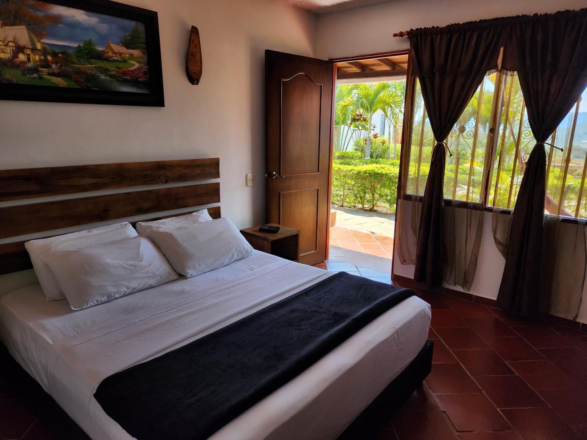 סן גיל Hotel Campestre Palmas Del Zamorano מראה חיצוני תמונה