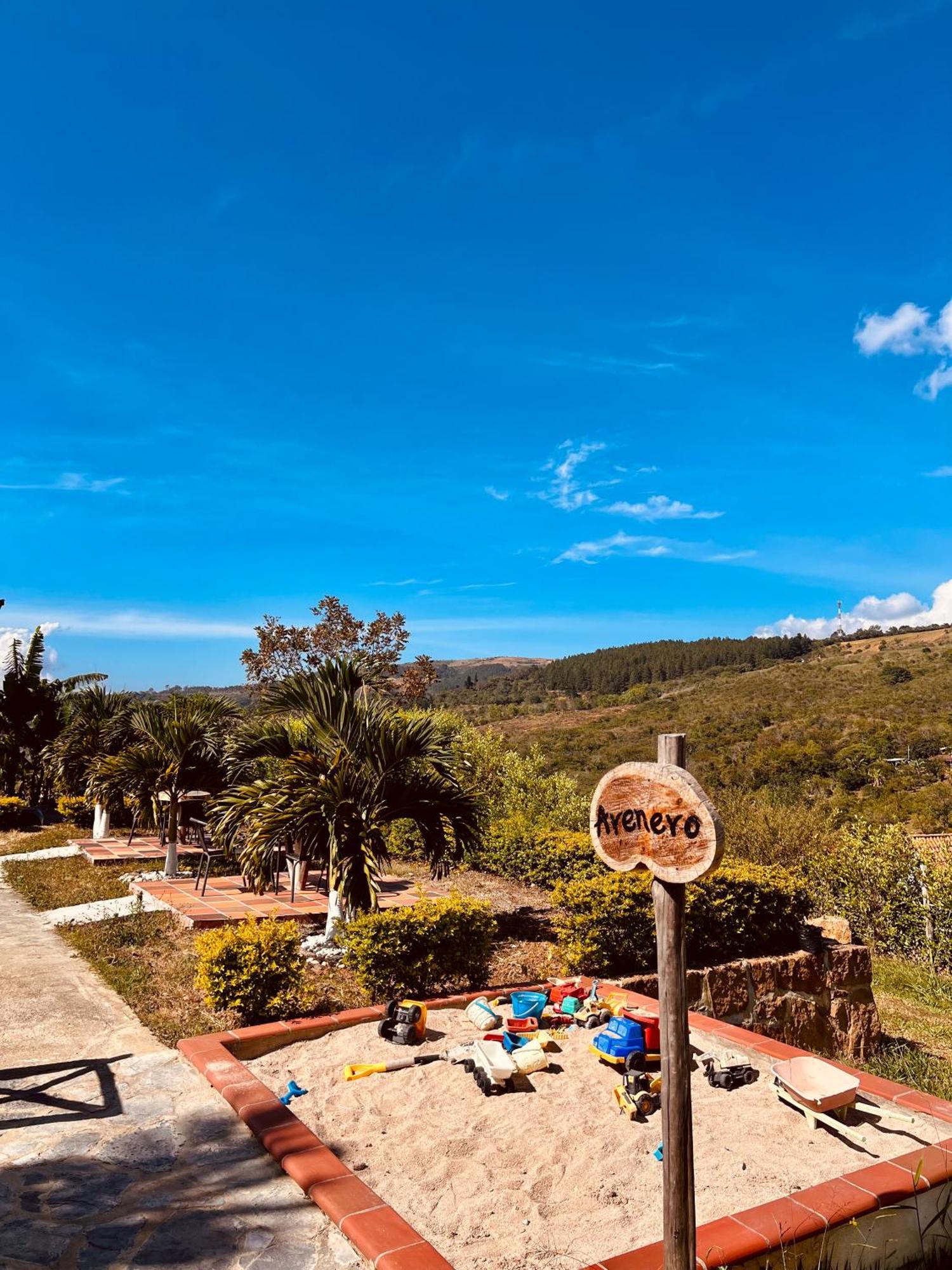 סן גיל Hotel Campestre Palmas Del Zamorano מראה חיצוני תמונה
