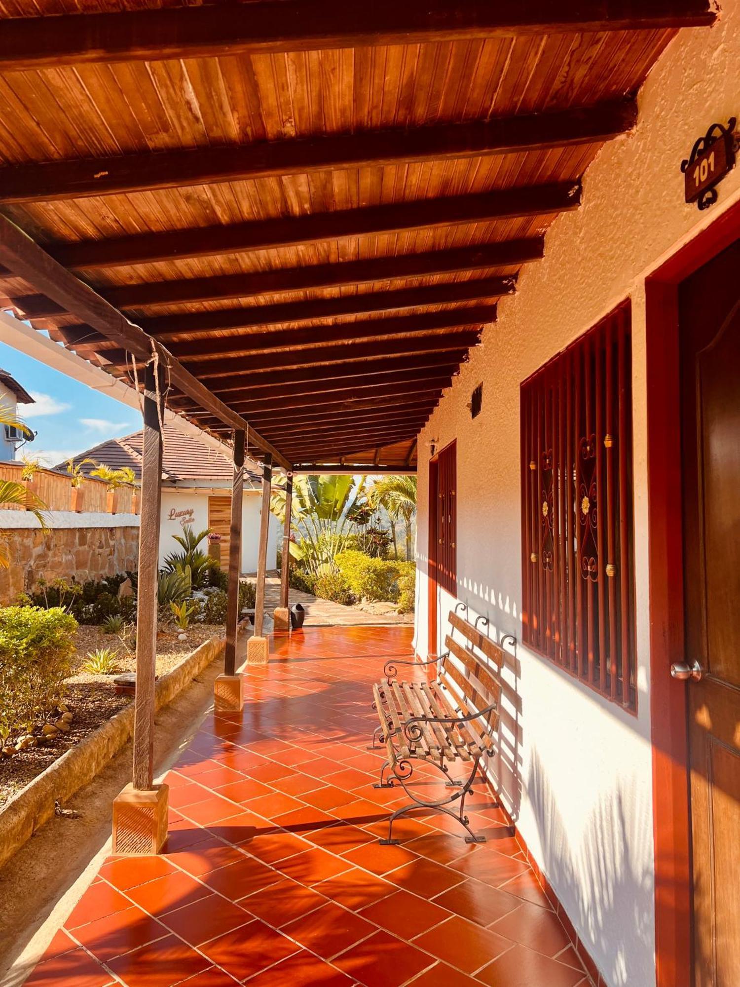 סן גיל Hotel Campestre Palmas Del Zamorano מראה חיצוני תמונה